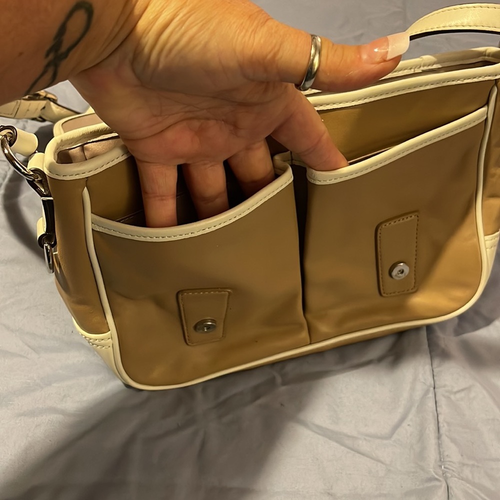 Vintage COACH Neapolitan Satchel!! Almost NEW!! very beautiful bag! Cross body - Picture 6 of 13